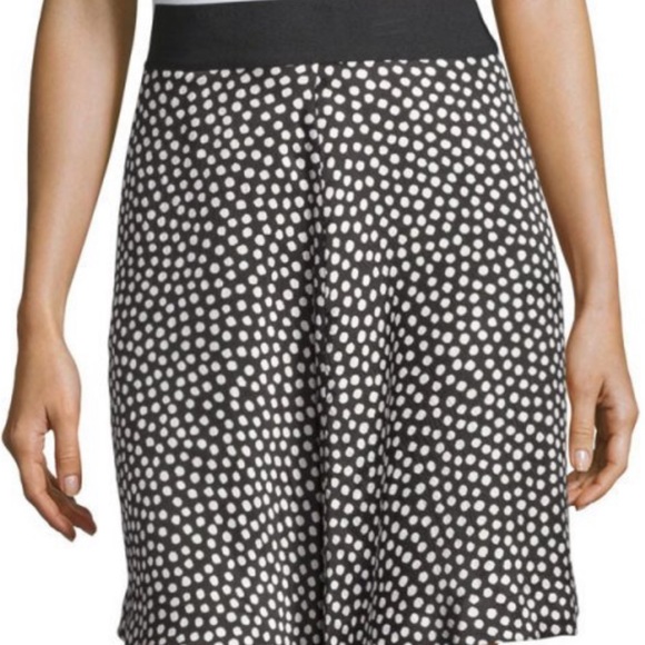 Kate spade polka dot silk skirt. Small /medium - Picture 1 of 4